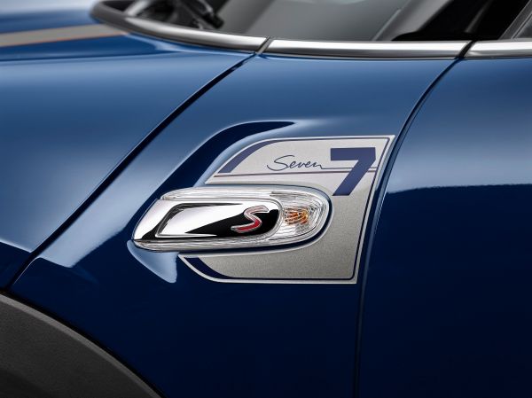 P90211174_lowRes_mini-cooper-s-5-door.jpg