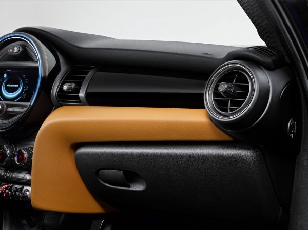 P90211179_lowRes_mini-cooper-s-5-door.jpg