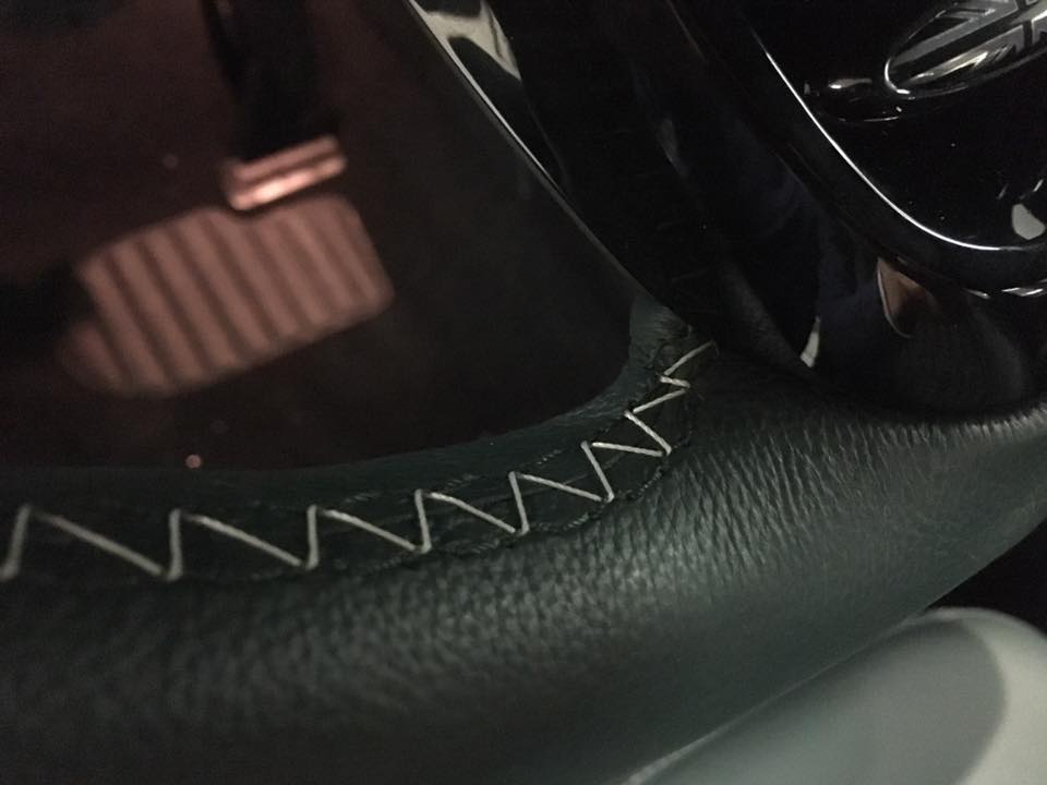 Bugatti Styling in Bugatti-Piniengruen.10.jpg