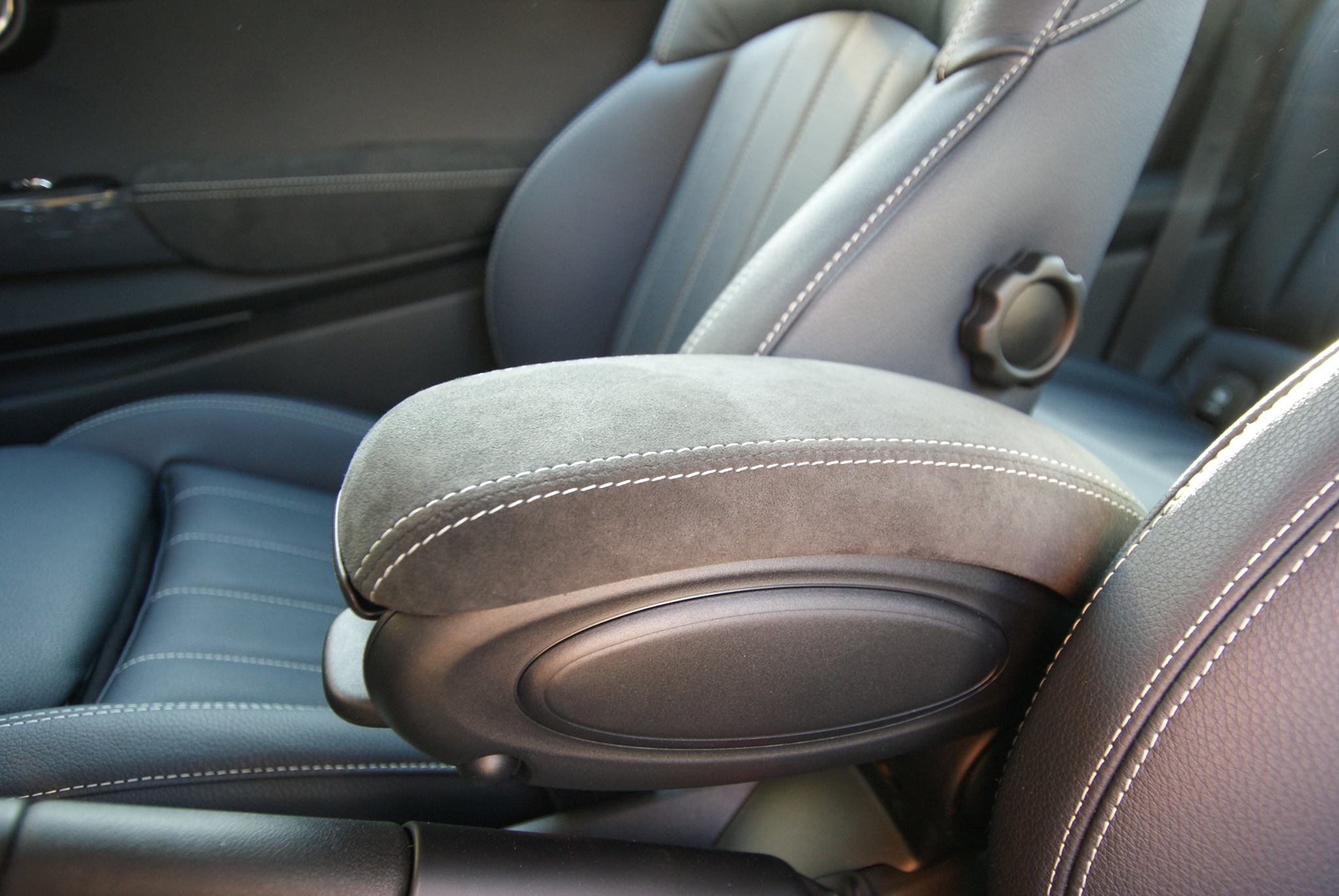 Lounge Styll in Dakota Black + Alcantara Panels 5.jpg