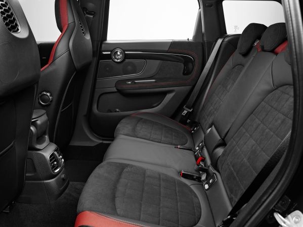 P90244747_lowRes_mini-john-cooper-wor.jpg