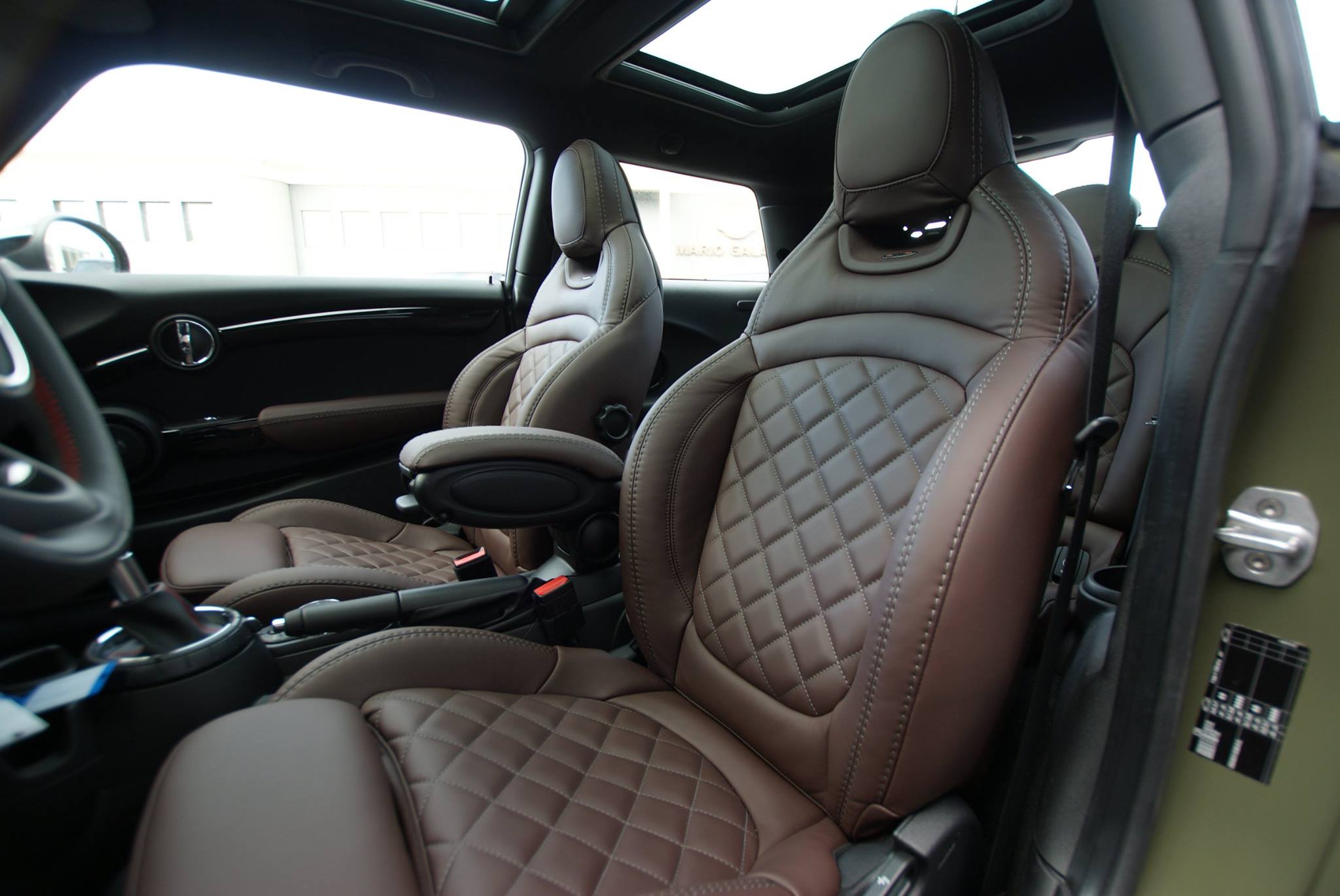 Lounge Styll mit Diamond Stitching 1.jpg
